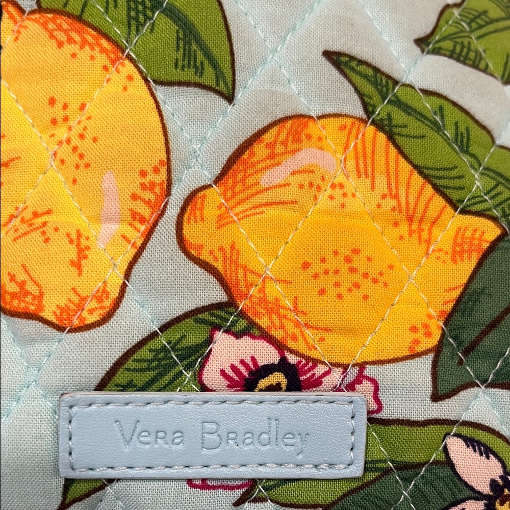 Vera Bradley Essential Slingback in Lemon Grove Sling Crossbody - Picture 6 of 12